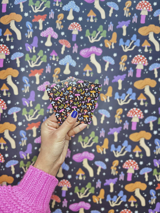 Papier voor inpakpapier met champignons | Platte geschenkverpakking | Knutselpapier-Stera