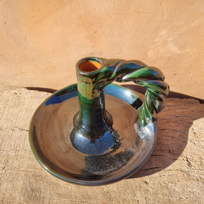 Handgemaakte kandelaar.