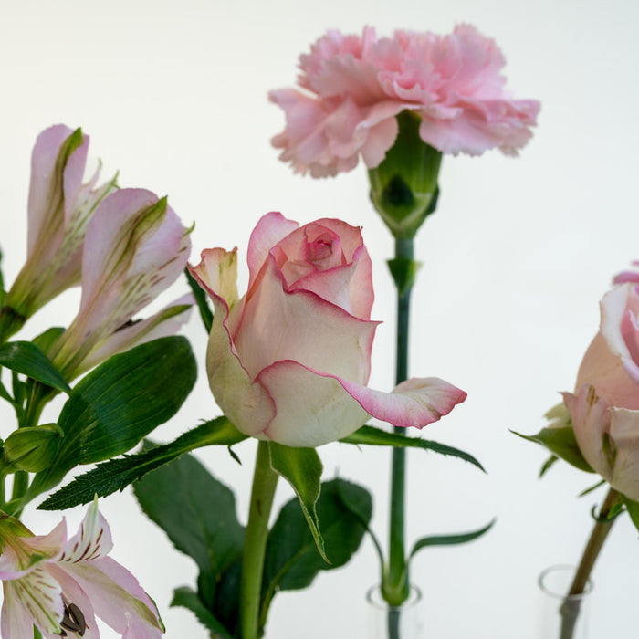 Letterbox Wooden standard & Pink Flowers | 25,5cm width x 35cm height - Stera